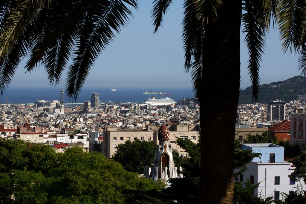 Park Güell. Vistes del Port i Montjuïc