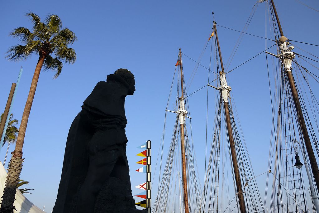 Rambla de Mar. Embarcació de vela