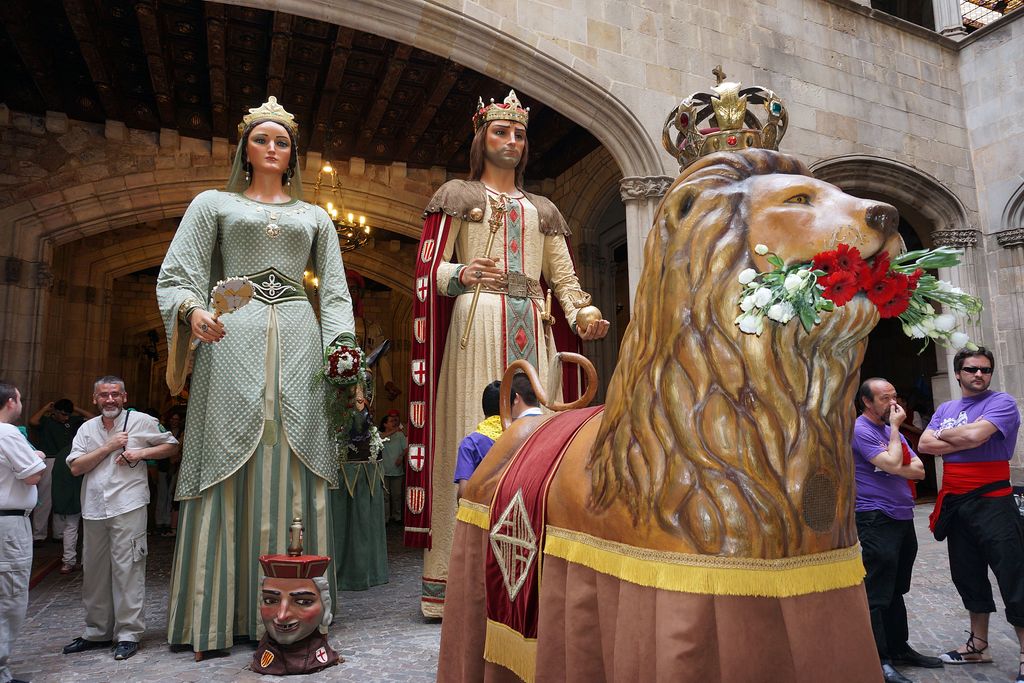 Corpus. Seguici popular. Gegants de la Ciutat i el Lleó de Barcelona