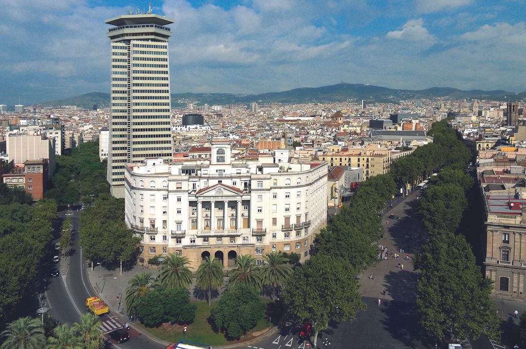 Comandància Naval i Torre Colon