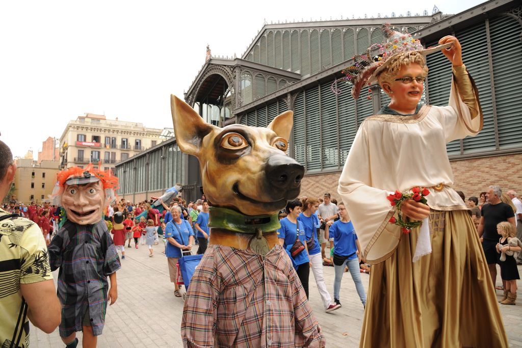 Mercè 2013. Capgrossos per davant del Mercat del Born