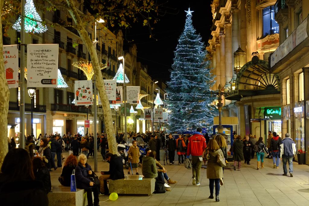 Avet al Portal de l'Àngel i enllumenat nadalenc