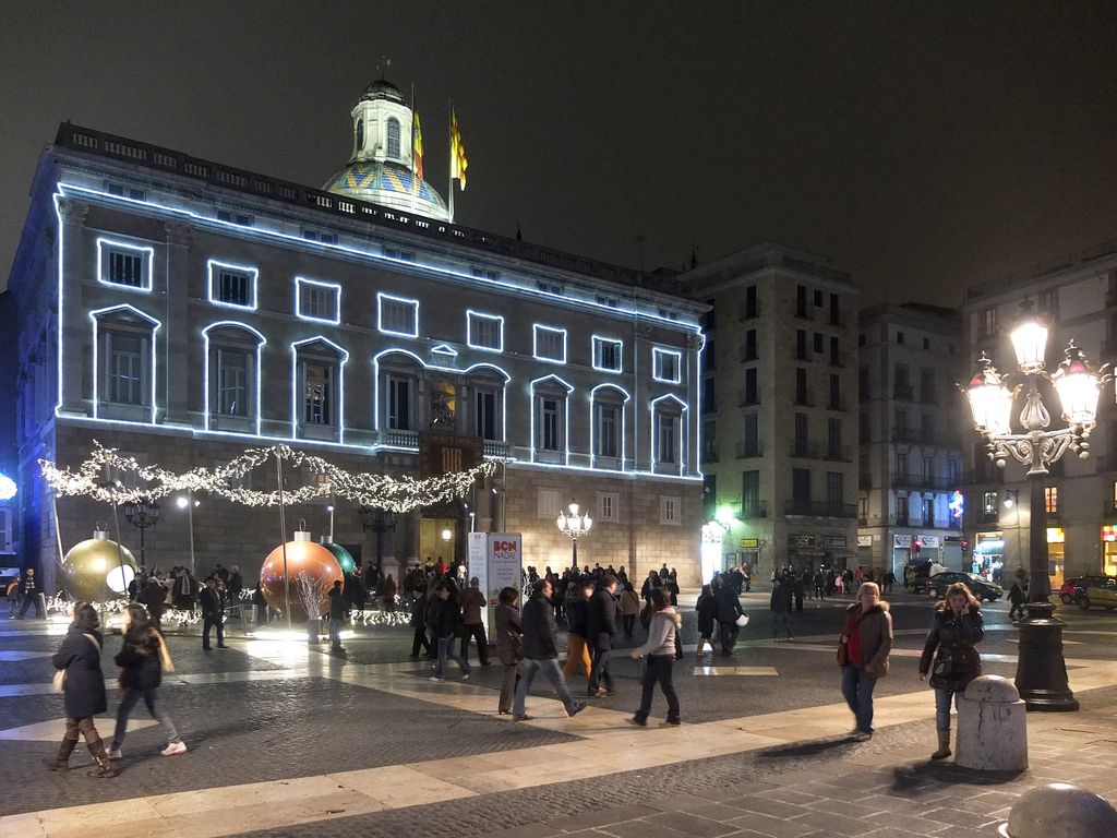 Pessebre a la plaça de Sant Jaume 2012 que homenatja els diorames.