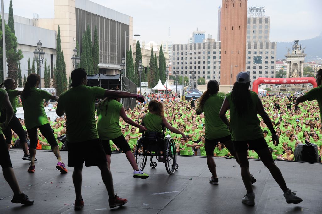 Fitness Day 2014. Monitors a l'escenari executant la coreografia