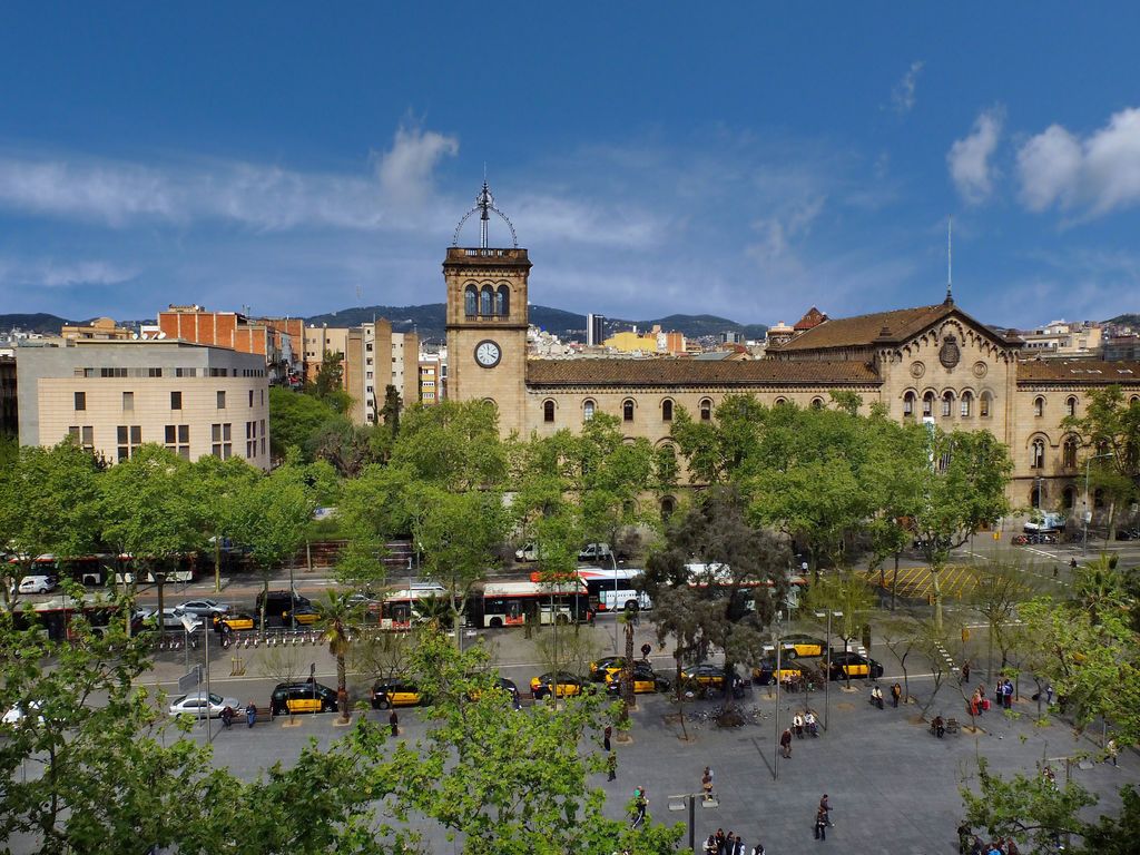 Plaça de la Universitat