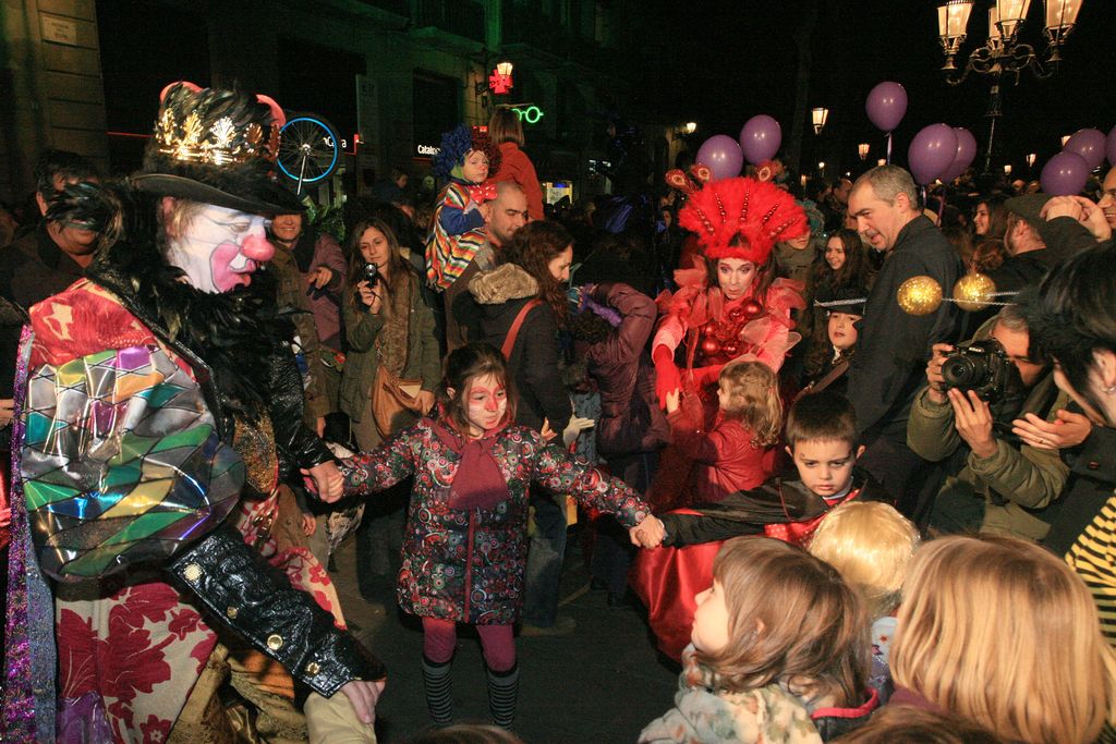 El Rei Carnestoltes saluda els infants