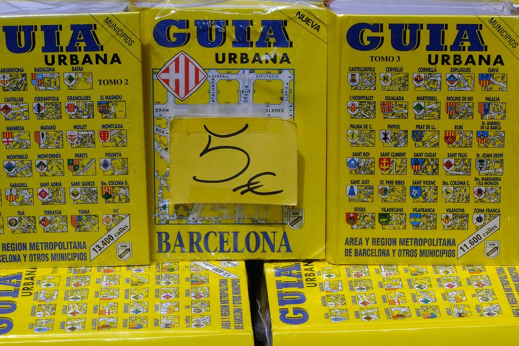 Guia urbana al carrer Comtal