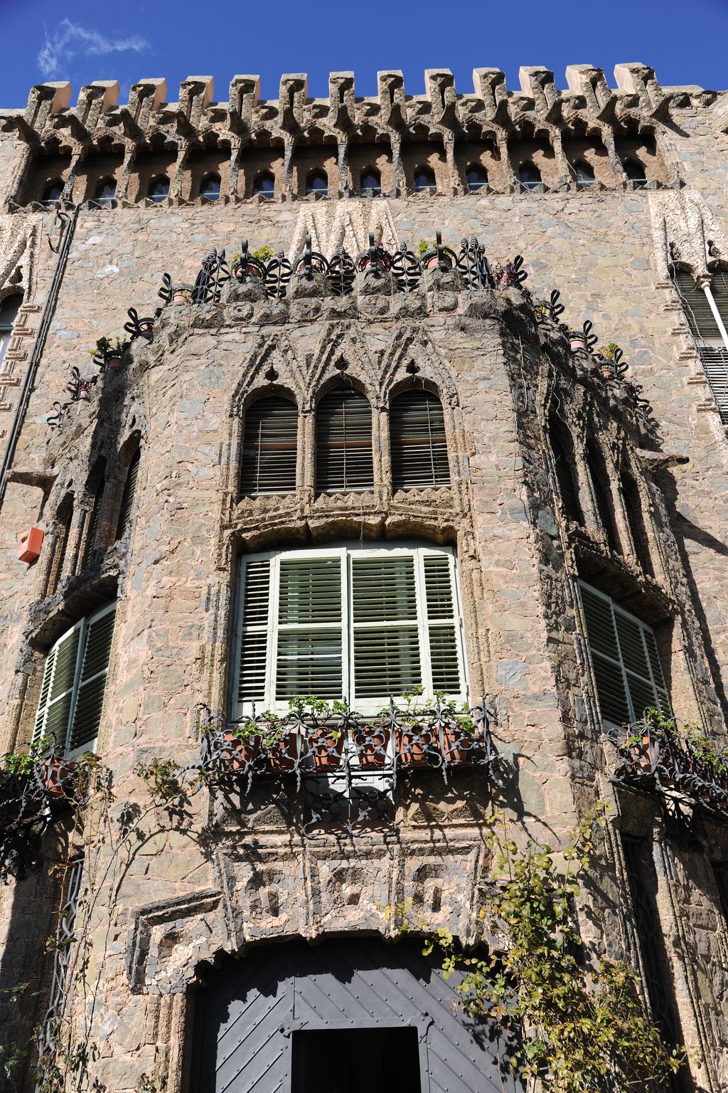 Torre Bellesguard - Casa Figueres. Tribuna