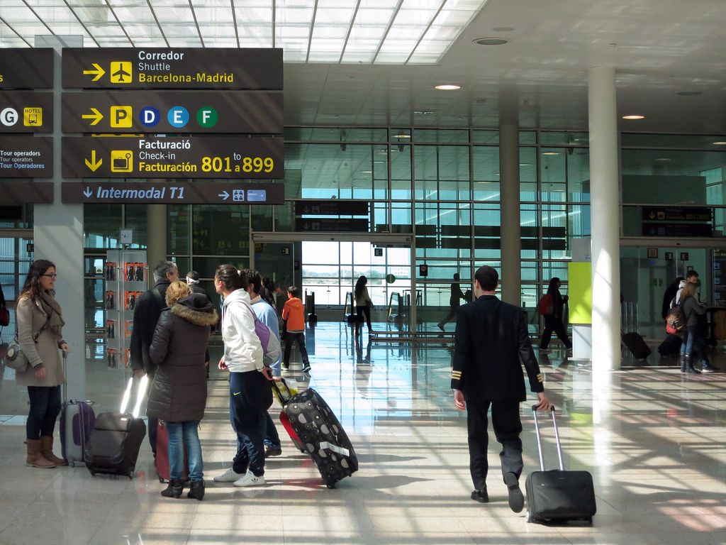 Aeroport de Barcelona. Interior de la Terminal 1