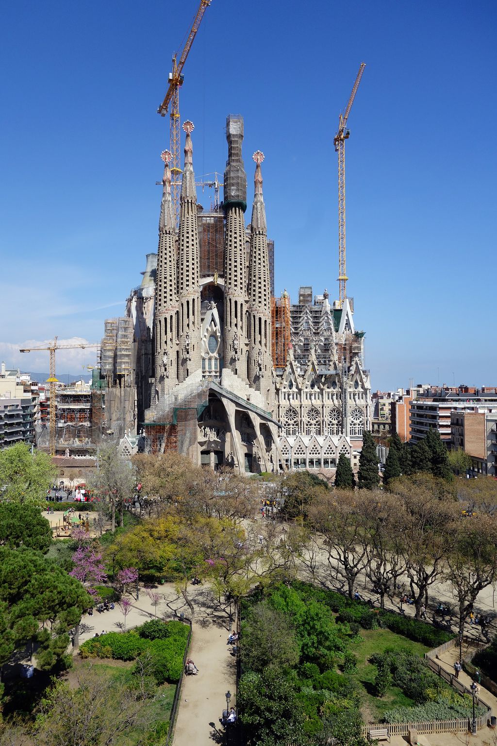 Sagrada Família i plaça de la Sagrada Família