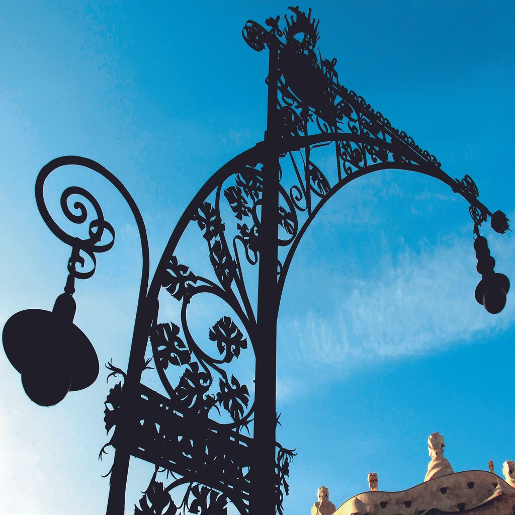 Fanal modernista al passeig de Gràcia
