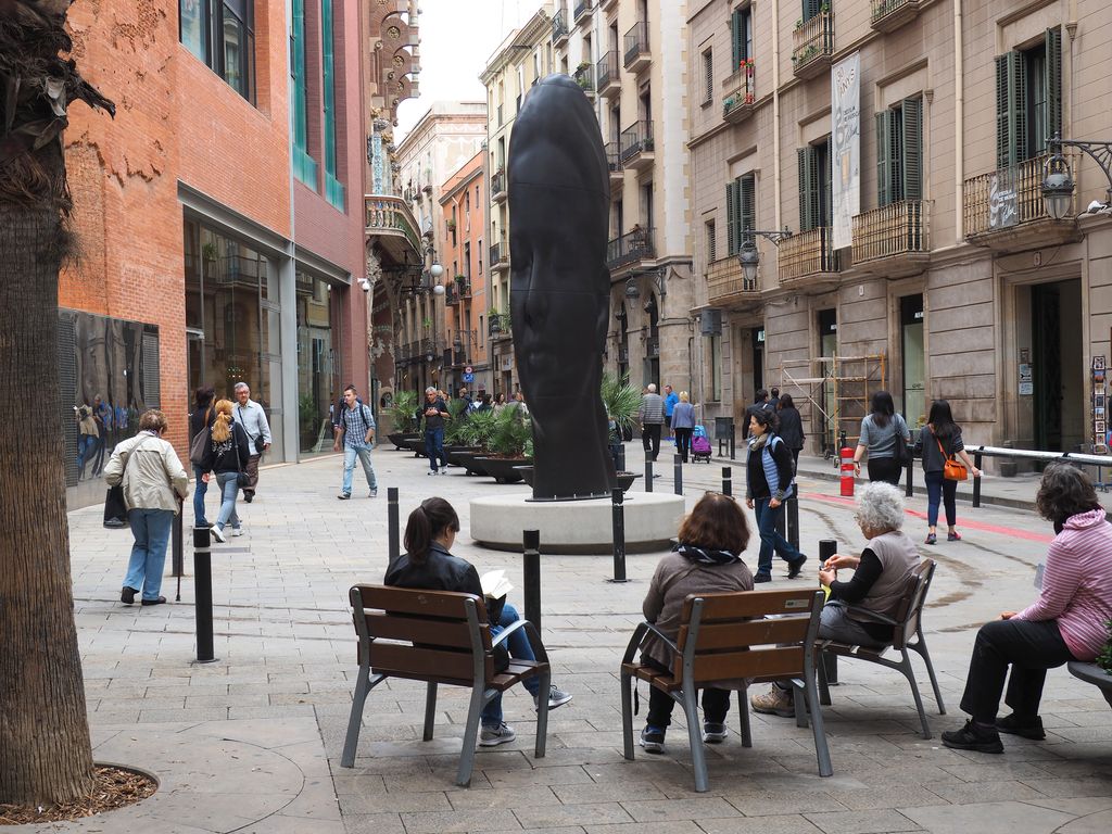 Escultura Carmela, de Jaume Plensa.