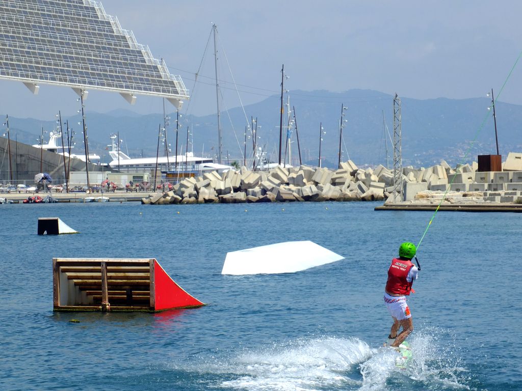 Platja del Fòrum. Esport nàutic