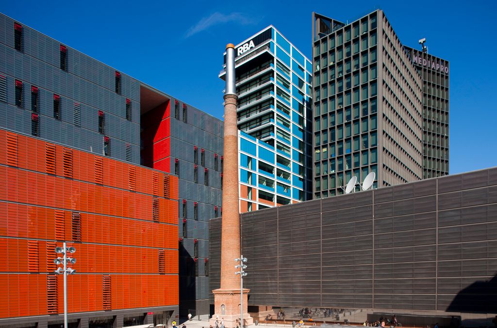 Campus de la Comunicació - Poblenou de la Universitat Pompeu Fabra i edificis del 22@