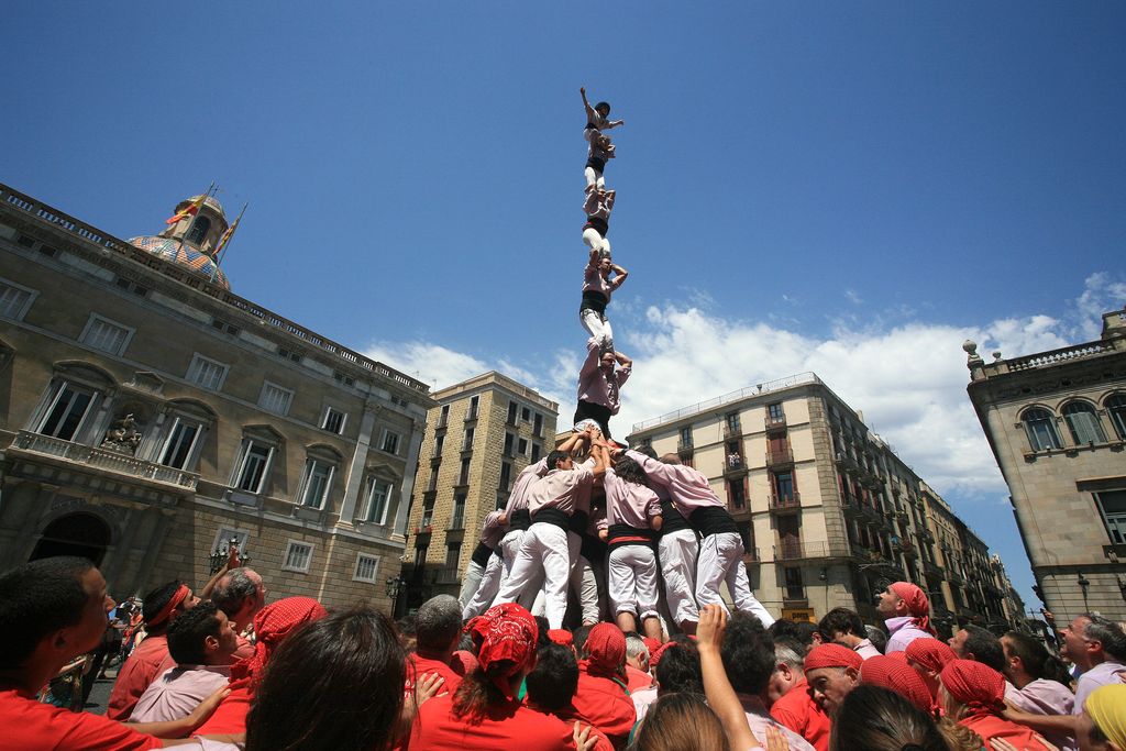 44è Aniversari dels Castellers de Barcelona. Pilar dels Minyons de Terrassa