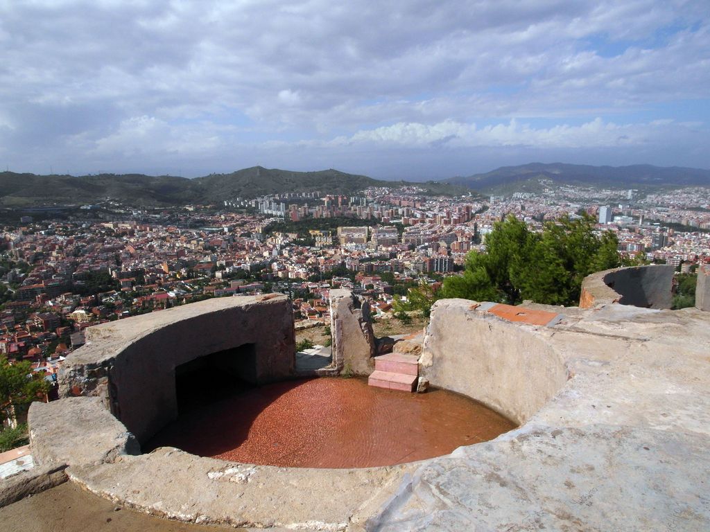 Vista parcial de Barcelona des dels búnquers del Carmel