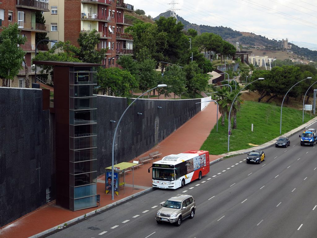 Pont de Sarajevo. Accessos