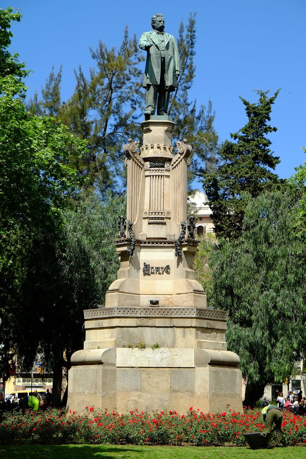 Monument a Josep Anselm Clavé