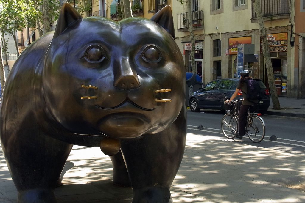 Escultura Gat de Botero a la rambla del Raval