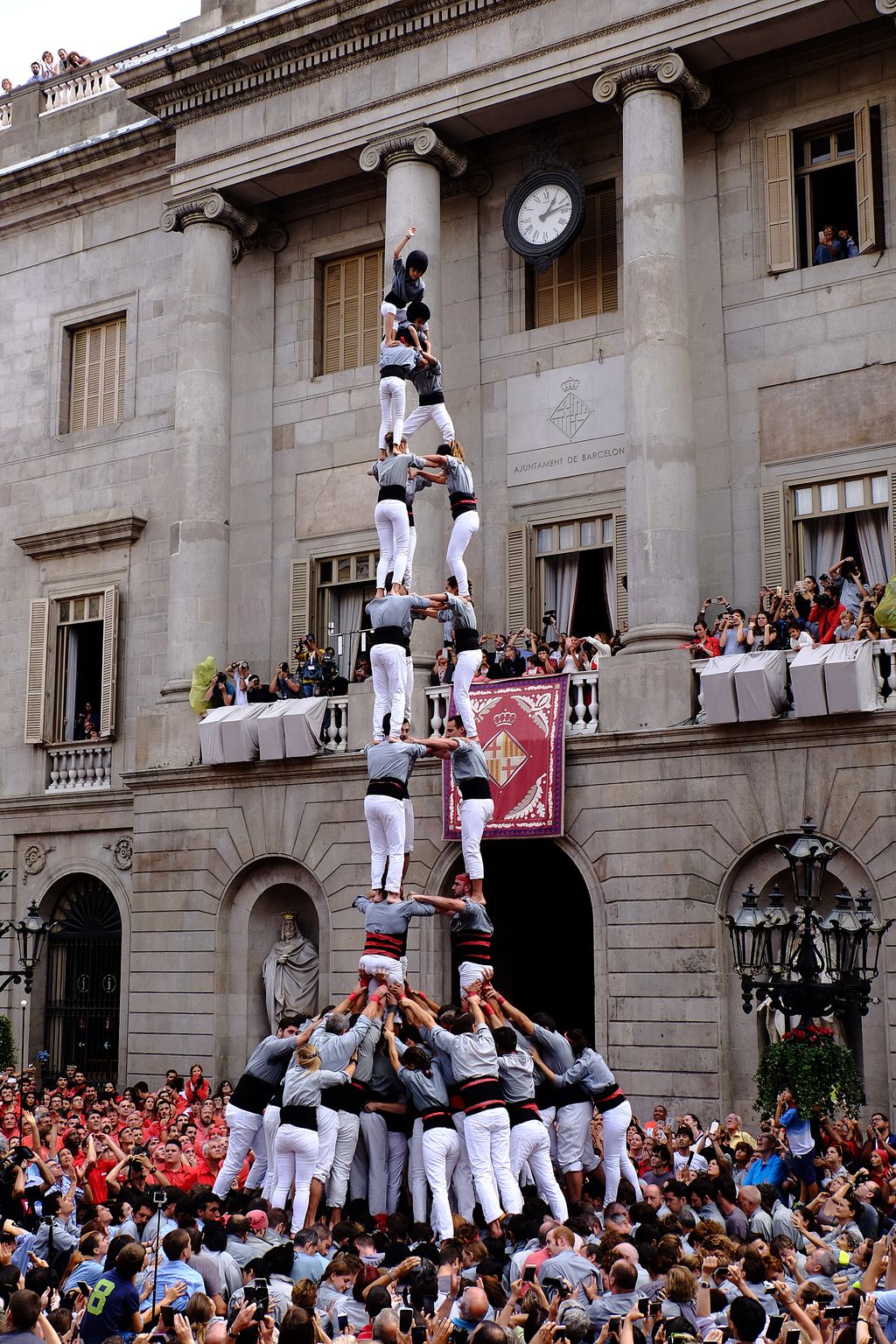 La Mercè 2016. Jornada castellera. Castellers de Sants. Tres de nou amb folre