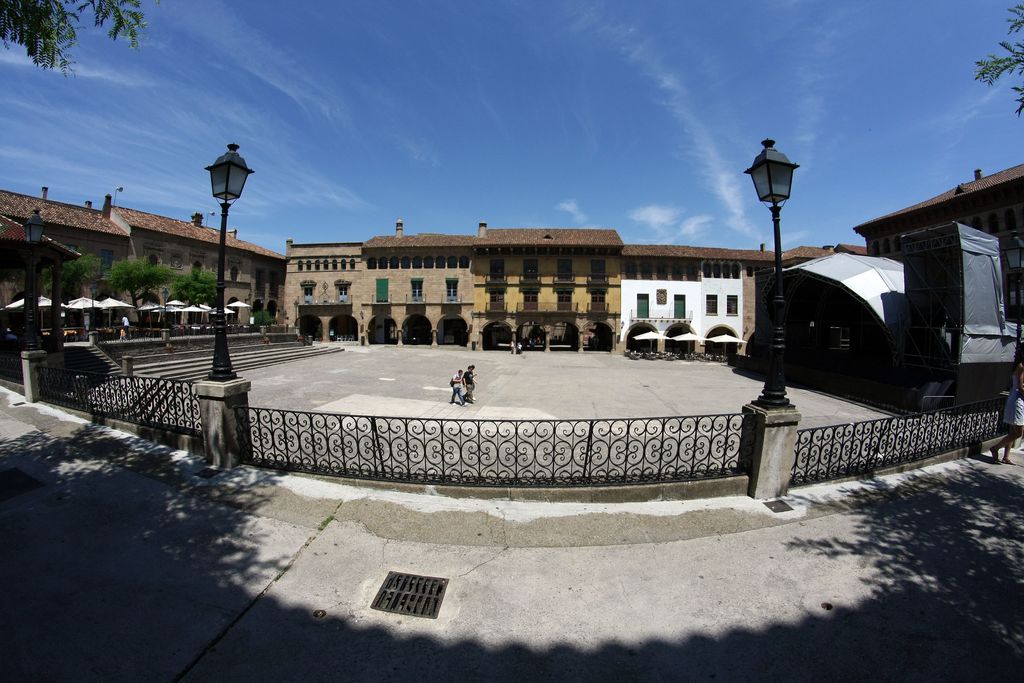 Poble Espanyol. Plaça