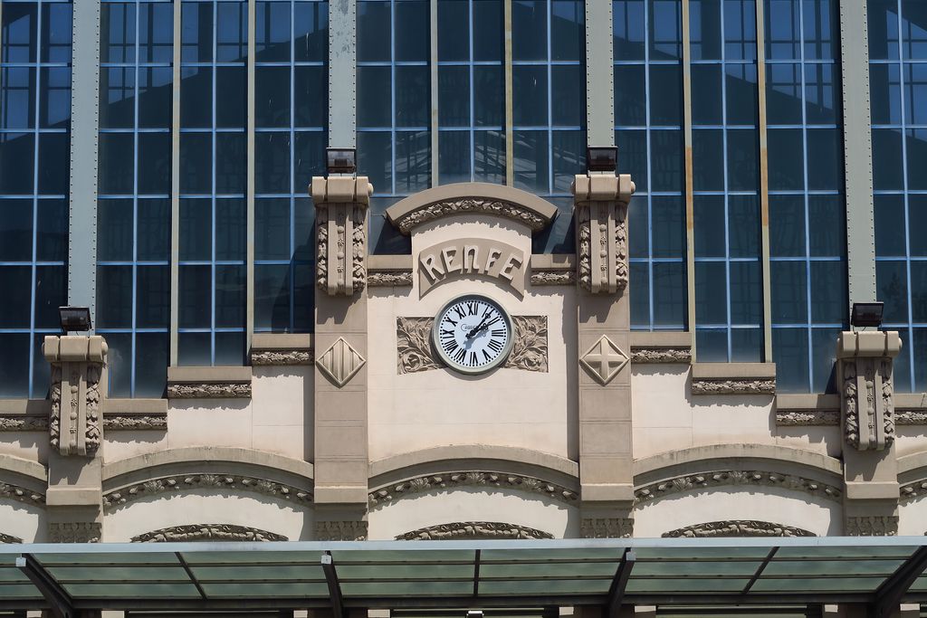 Estació del Nord. Façana