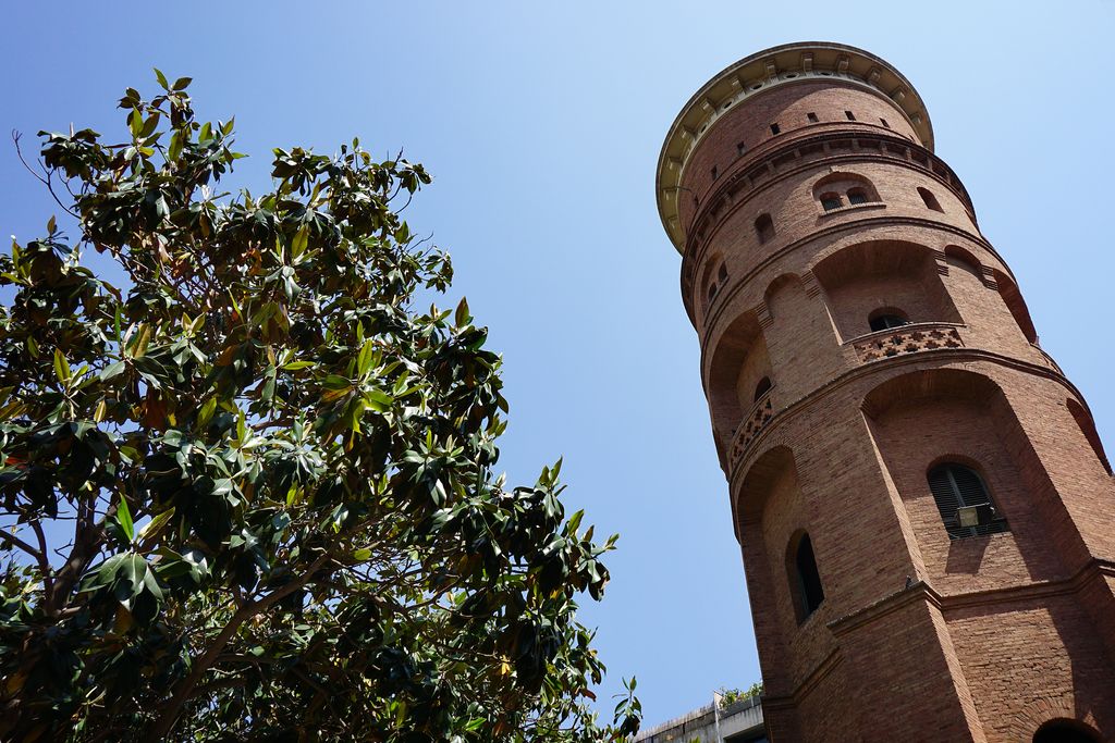Jardins de la Torre de les Aigües. Torre