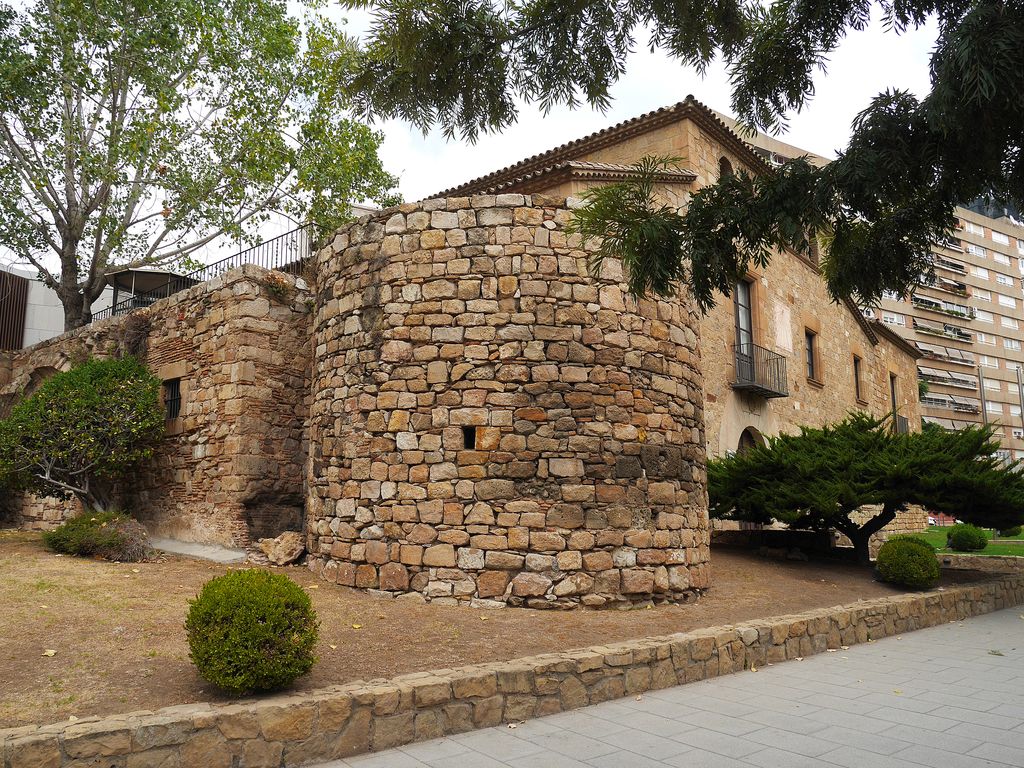 Masia Torre Rodona. Can Vinyals de la Torre