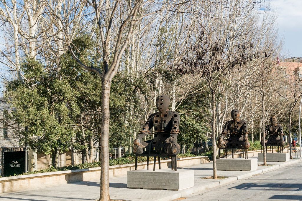 ‘Guardians’, a a la superilla del Poblenou