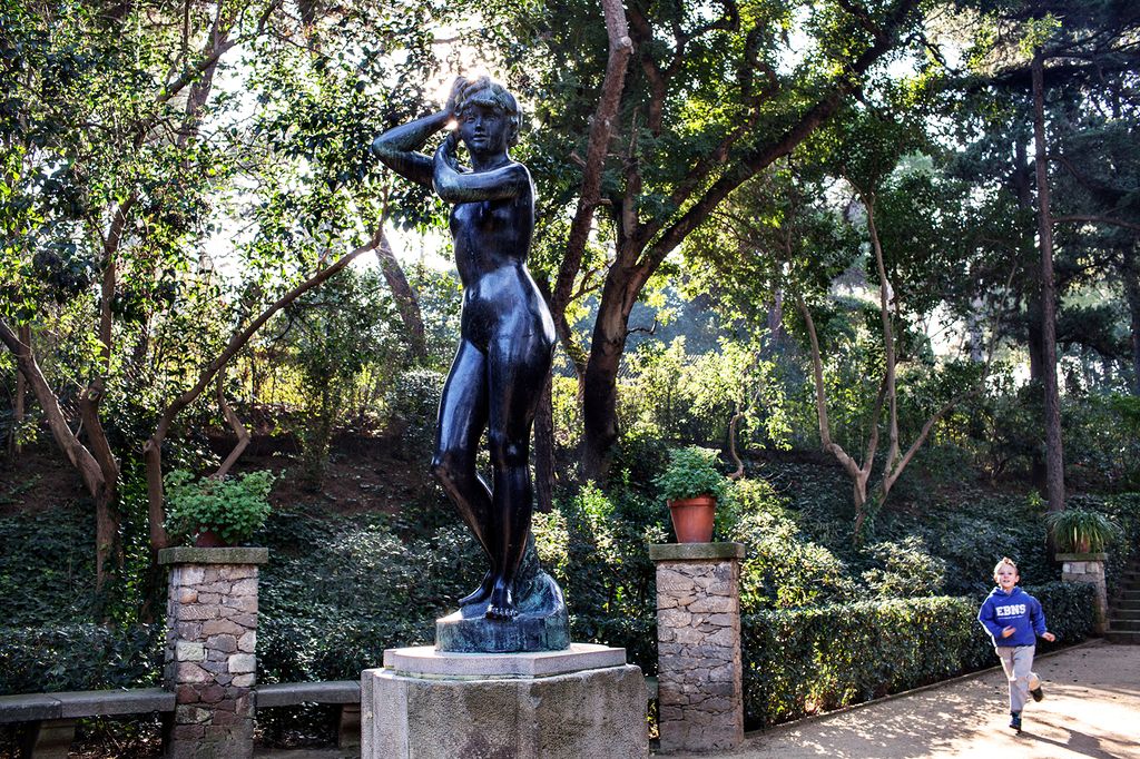 Escultura "Jove de la Trena" de Josep Viladomat als Jardins de Laribal