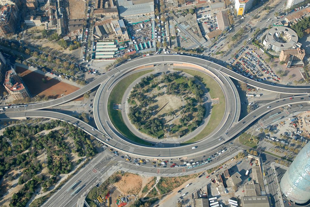 Vista aèria de la plaça de les Glòries Catalanes l’11 de desembre de 2006