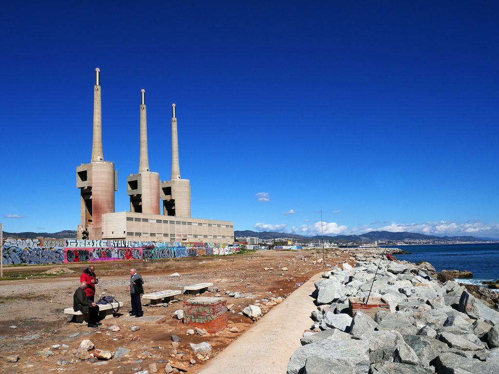 Les Tres Xemeneis, Tèrmica de Sant Adrià de Besòs