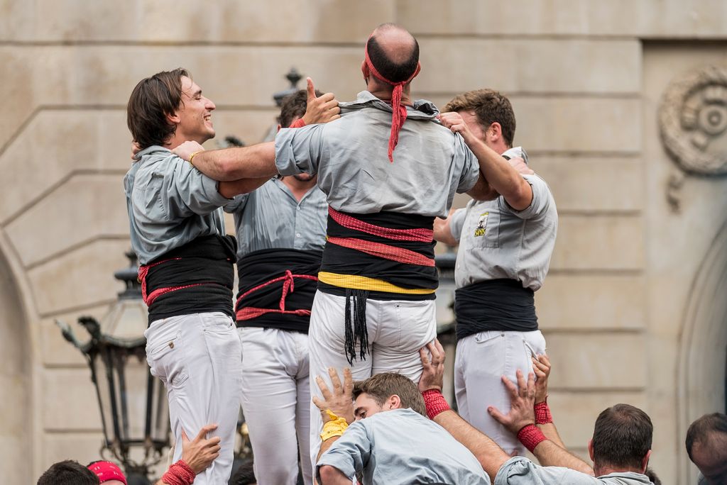 Diada de la Mercè. Castellers de Sants durant la seva actuació