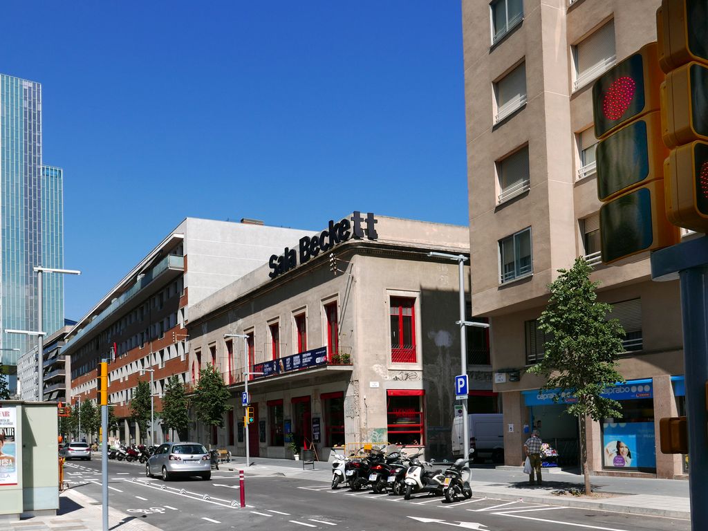 Sala Beckett en la calle de Pere IV