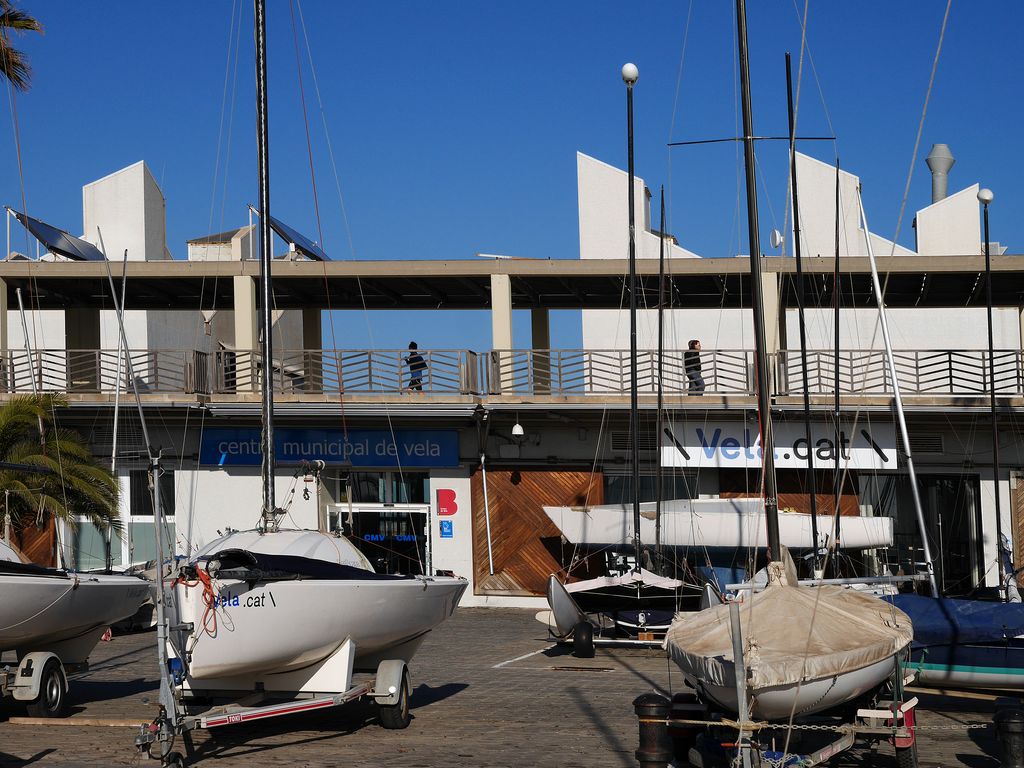 Exterior del Centre Municipal de Vela