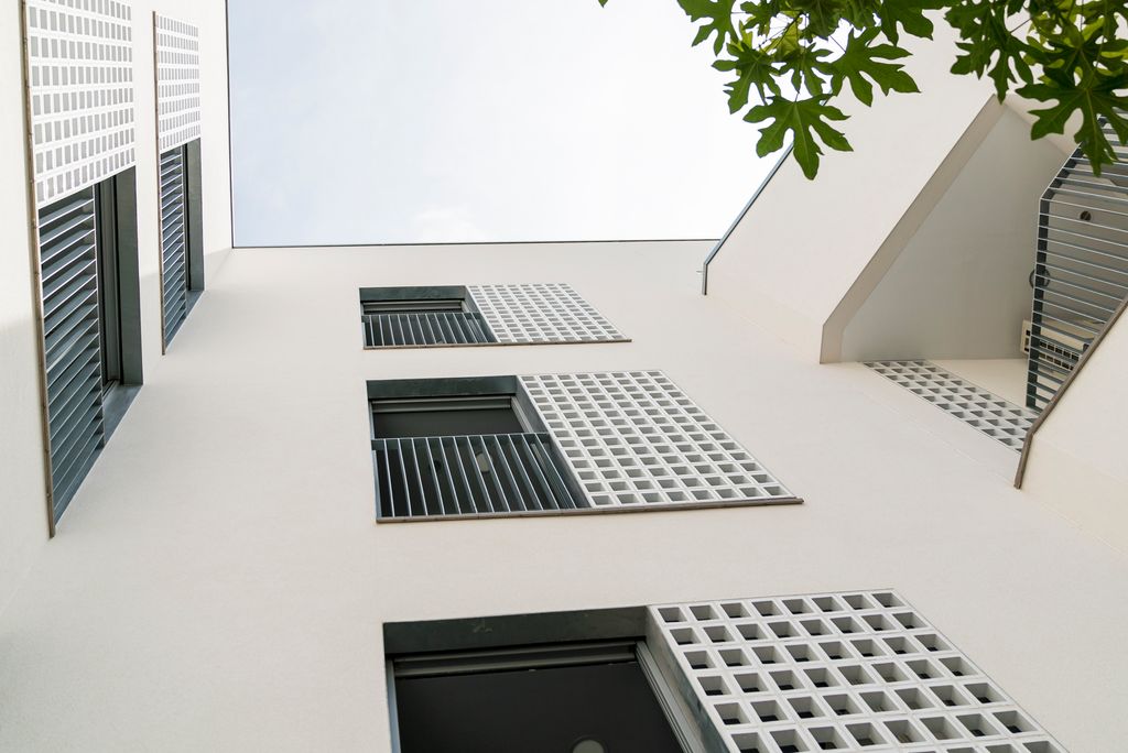 Façana dels Habitatges amb serveis per a gent gran Quatre Camins