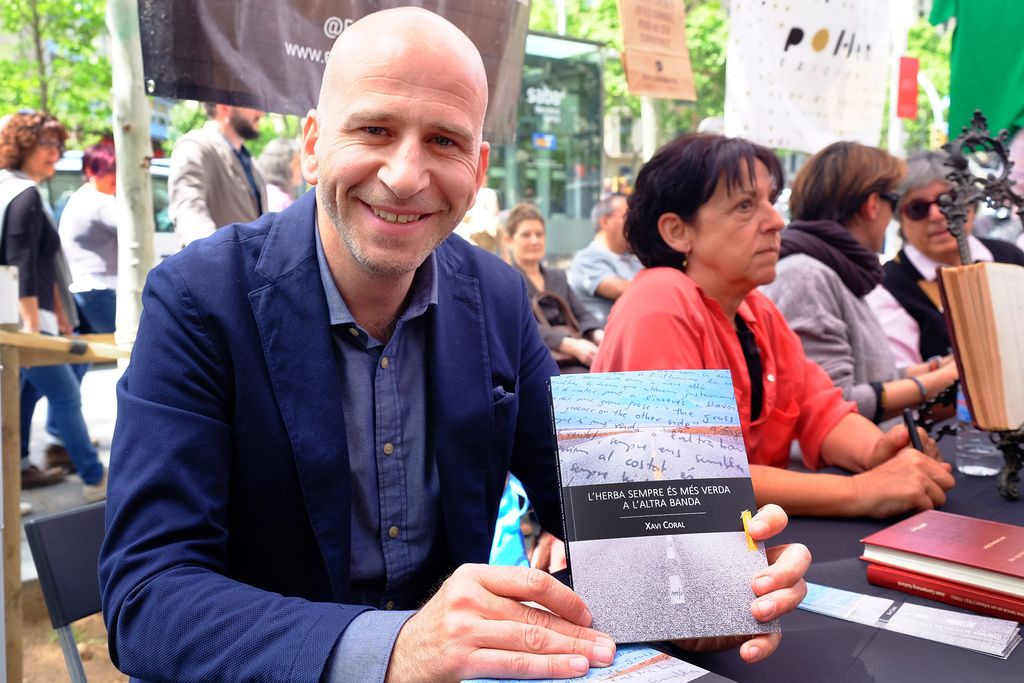 Escriptors a la Diada de Sant Jordi. Xavi Coral