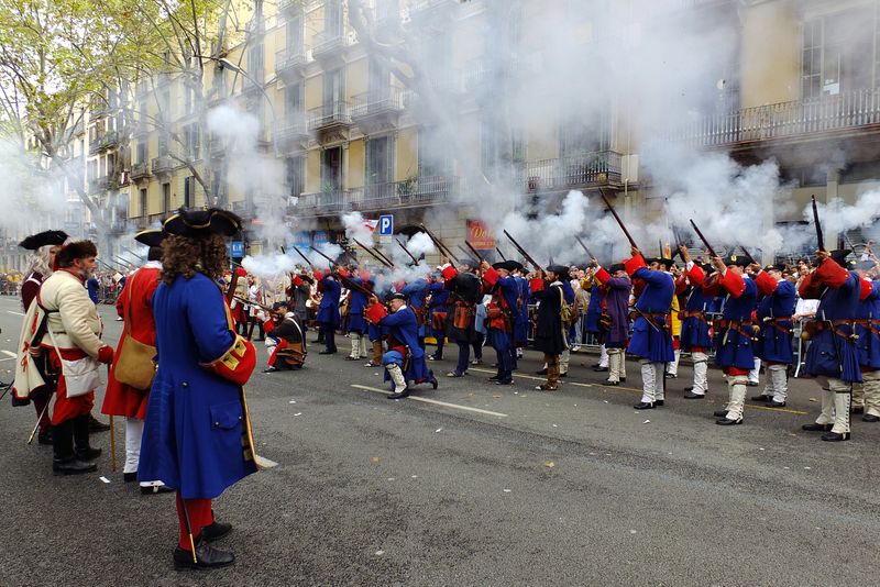 <div class='imageHoverDetail'>
             <p class='imageHoverTitle twoLineBreak'>Ofrena floral de la Diada. Miquelets de Catalunya</p>
             <p class='imageHoverAutor oneLineBreak'>Autor: Vicente Zambrano González</p>
             <button class='imageHoverBtn'>Mostra els detalls de la imatge <span class='sr-only'>Ofrena floral de la Diada. Miquelets de Catalunya</span></button>
             </div>