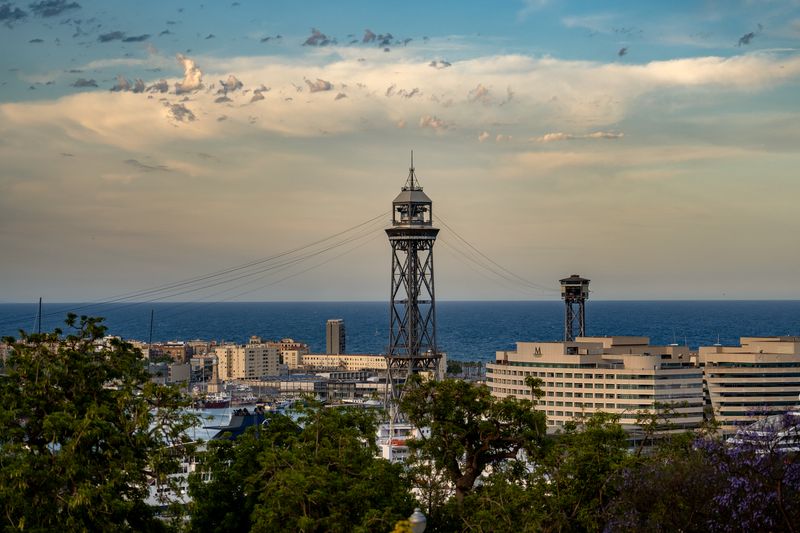 
             Vistas de Barcelona desde el Hotel Miramar, en las que se puede contemplar en...
             Autor: Equip Audiovisuals
             Ver los detalles de la imagen Vistas de Barcelona desde el Hotel Miramar, en las que se puede contemplar en...
             