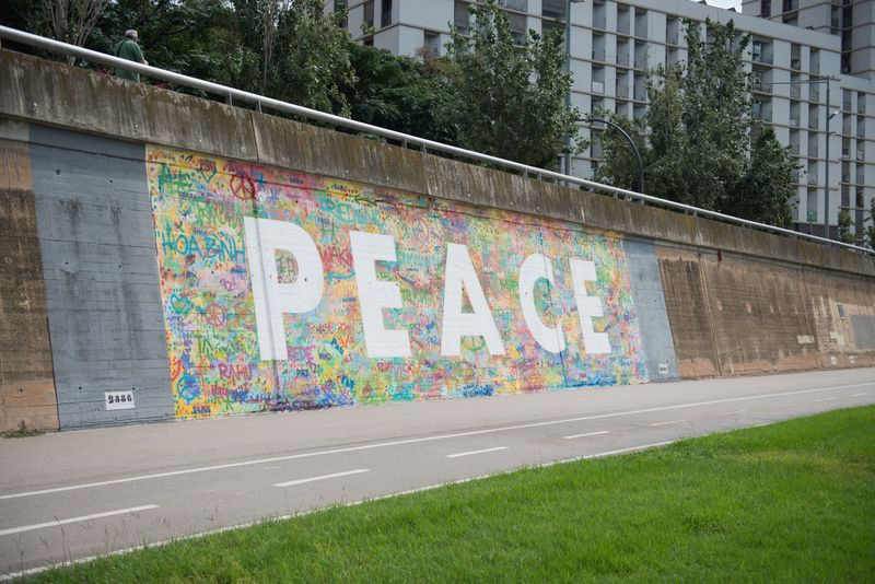 
             Obra del projecte BesArt al Parc Fluvial del Besòs
             Autor: Ceci Fimia
             Mostra els detalls de la imatge Obra del projecte BesArt al Parc Fluvial del Besòs
             