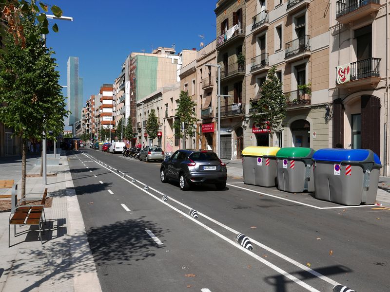 
             Carril bici en la calle de Pere IV
             Autor: Vicente Zambrano
             Ver los detalles de la imagen Carril bici en la calle de Pere IV
             
