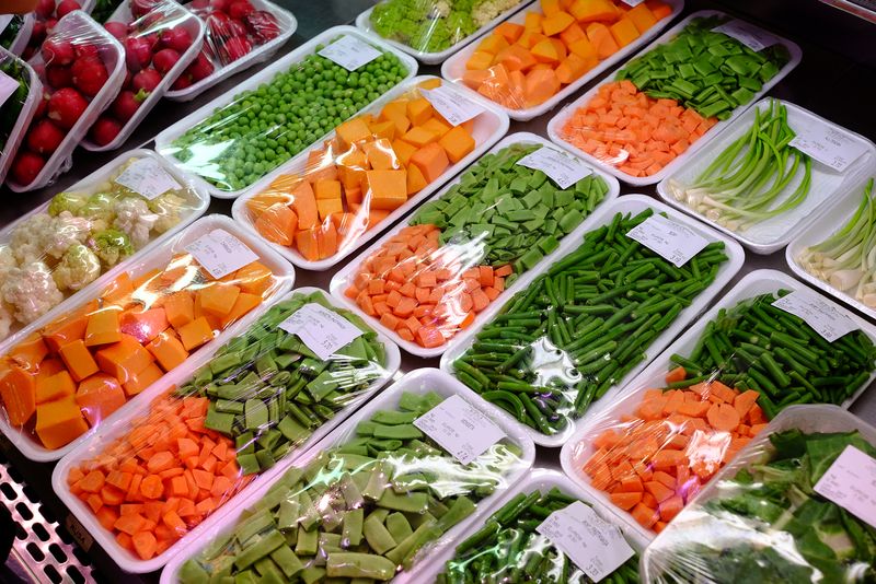 
             Productos alimenticios: verduras.
             Autor: Vicente Zambrano
             Ver los detalles de la imagen Productos alimenticios: verduras.
             