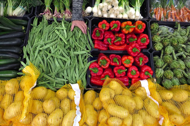 
             Productos alimenticios: verduras.
             Autor: Vicente Zambrano
             Ver los detalles de la imagen Productos alimenticios: verduras.
             