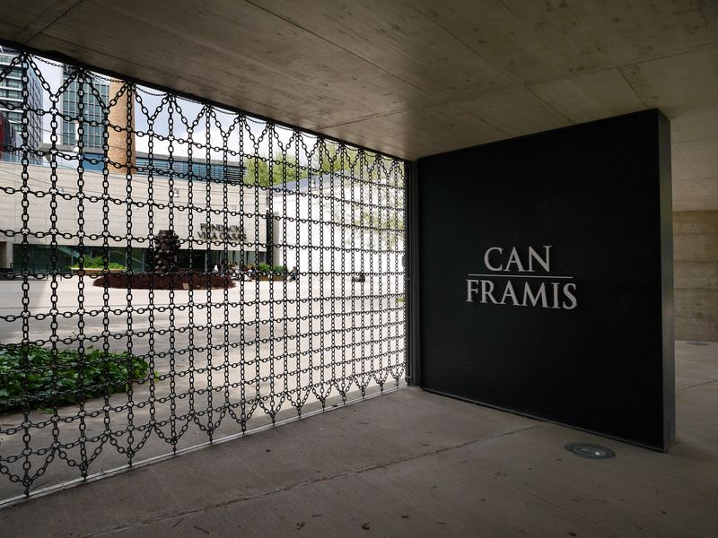 
             Fundació Vila Casas - Can Framis
             Autor: Vicente Zambrano
             Mostra els detalls de la imatge Fundació Vila Casas - Can Framis
             
