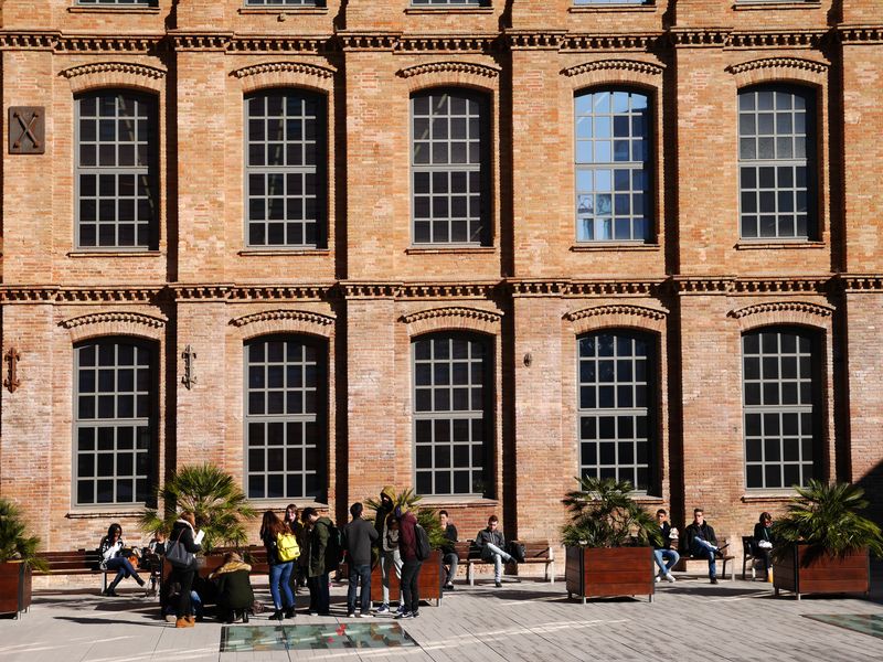 
             Campus de la Comunicació - Poblenou de la UPF. Edifici Ca l