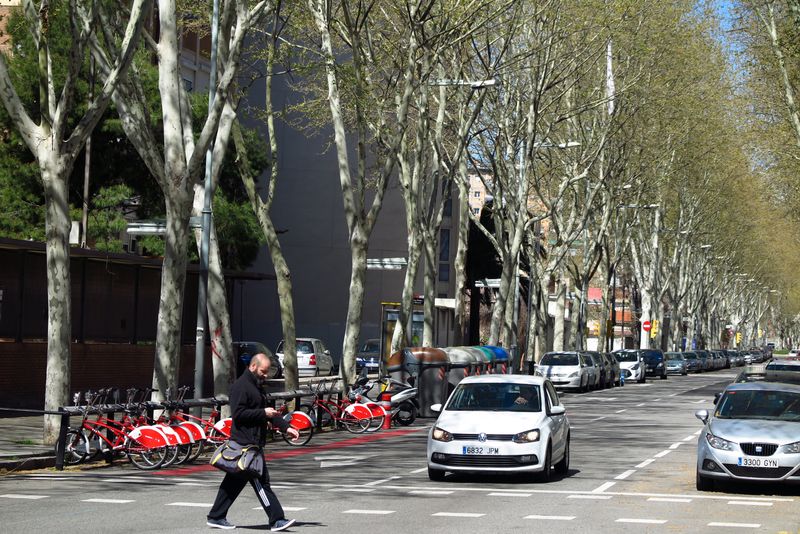 
             Rambla Prim tram entre Pere IV i Fòrum. Bicing i pas de vianants
             Autor: Vicente Zambrano González
             Mostra els detalls de la imatge Rambla Prim tram entre Pere IV i Fòrum. Bicing i pas de vianants
             