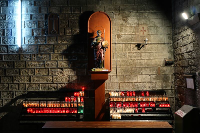 
             Monasterio de Sant Pere de les Puel·les. Interior
             Autor: Vicente Zambrano González
             Ver los detalles de la imagen Monasterio de Sant Pere de les Puel·les. Interior
             