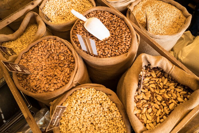 
             Sacs amb fruita seca
             Autor: Clara Soler Chopo
             Mostra els detalls de la imatge Sacs amb fruita seca
             