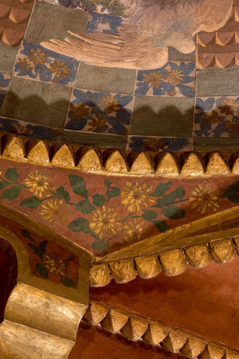 <div class='imageHoverDetail'>
             <p class='imageHoverTitle twoLineBreak'>Casa Vicens. Detall de la cúpula de la sala d'estar</p>
             <p class='imageHoverAutor oneLineBreak'>Autor: Pepe Navarro</p>
             <button class='imageHoverBtn'>Mostra els detalls de la imatge <span class='sr-only'>Casa Vicens. Detall de la cúpula de la sala d'estar</span></button>
             </div>