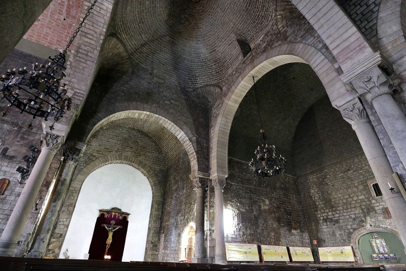 
             Monasterio de Sant Pere de les Puel·les. Interior
             Autor: Vicente Zambrano González
             Ver los detalles de la imagen Monasterio de Sant Pere de les Puel·les. Interior
             